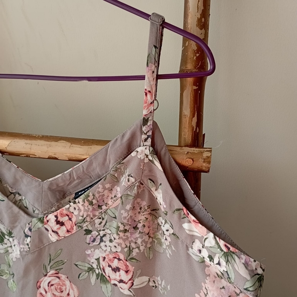 Torrid Plus Floral Strappy Top - Picture 6 of 13